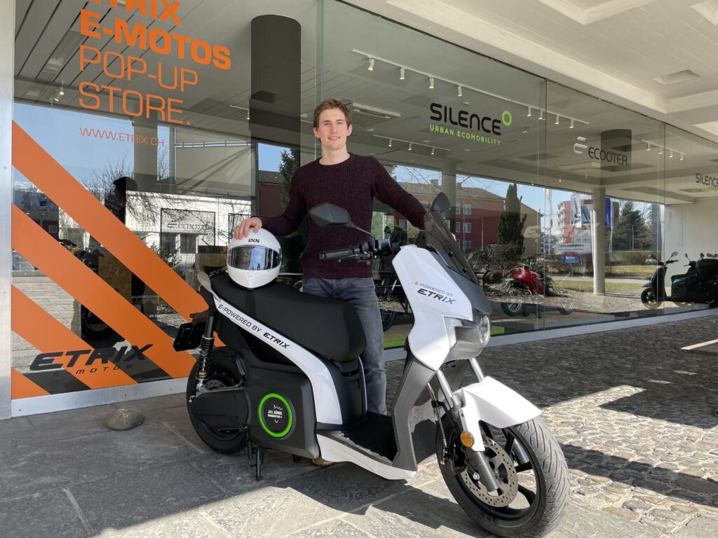 Joel King Silence S01 Scooter elettrico Etrix